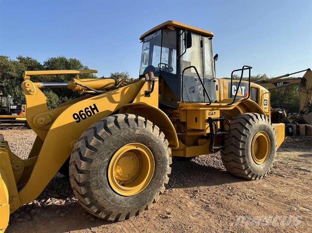 CAT 966 H Kolesové nakladače