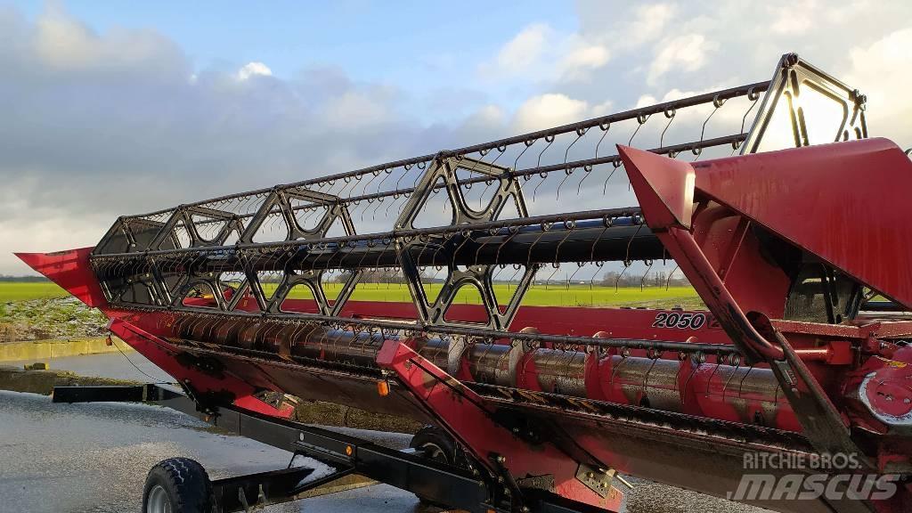 Case IH 7088 Kombinované zberacie stroje