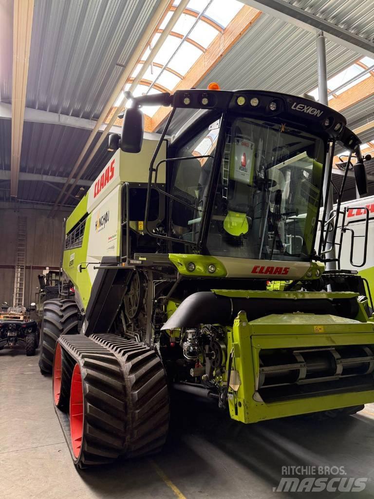 CLAAS Lexion 8900 TT Kombinované zberacie stroje