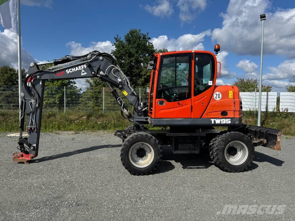 Yanmar / Schaeff TW95 Kolesové rýpadlá