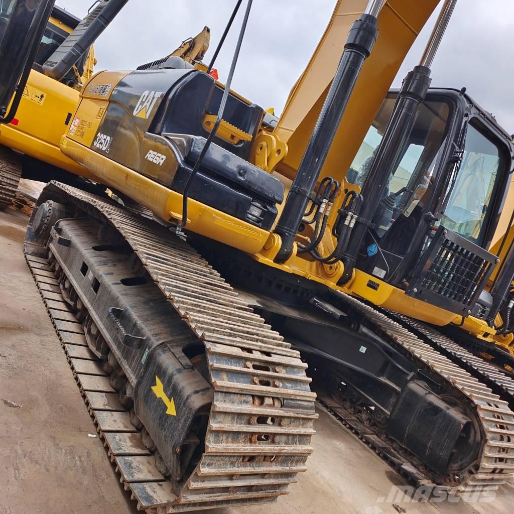 CAT 325 D Pásové rýpadlá