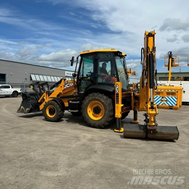 JCB 3CX Rýpadlo-nakladače