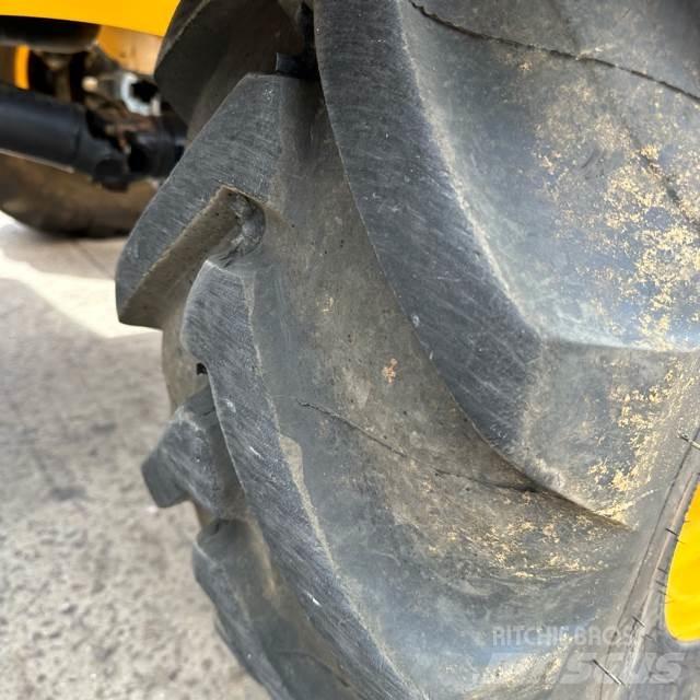 JCB 3CX Rýpadlo-nakladače