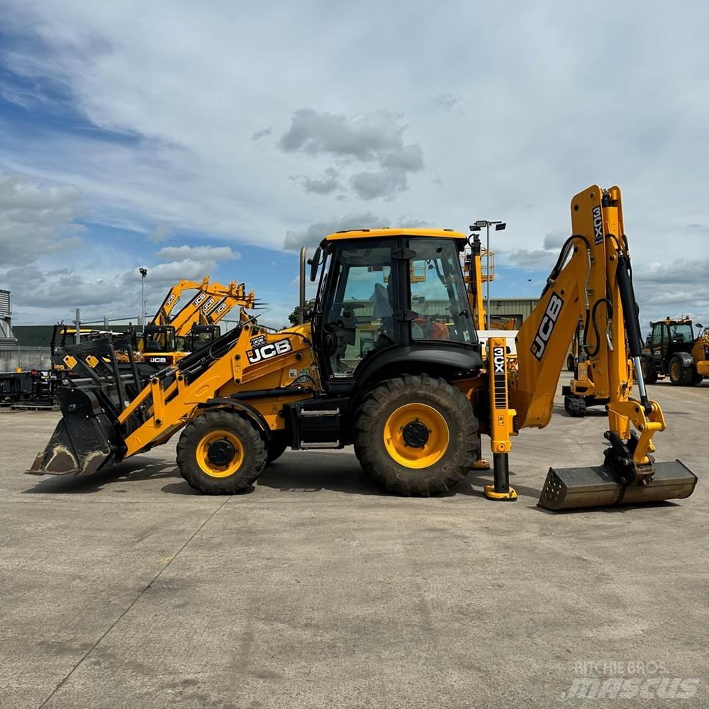 JCB 3CX Rýpadlo-nakladače