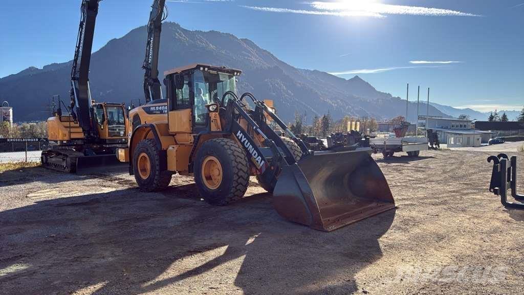 Hyundai HL940 Kolesové nakladače