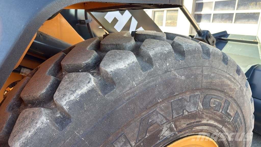 Hyundai HL940 Kolesové nakladače