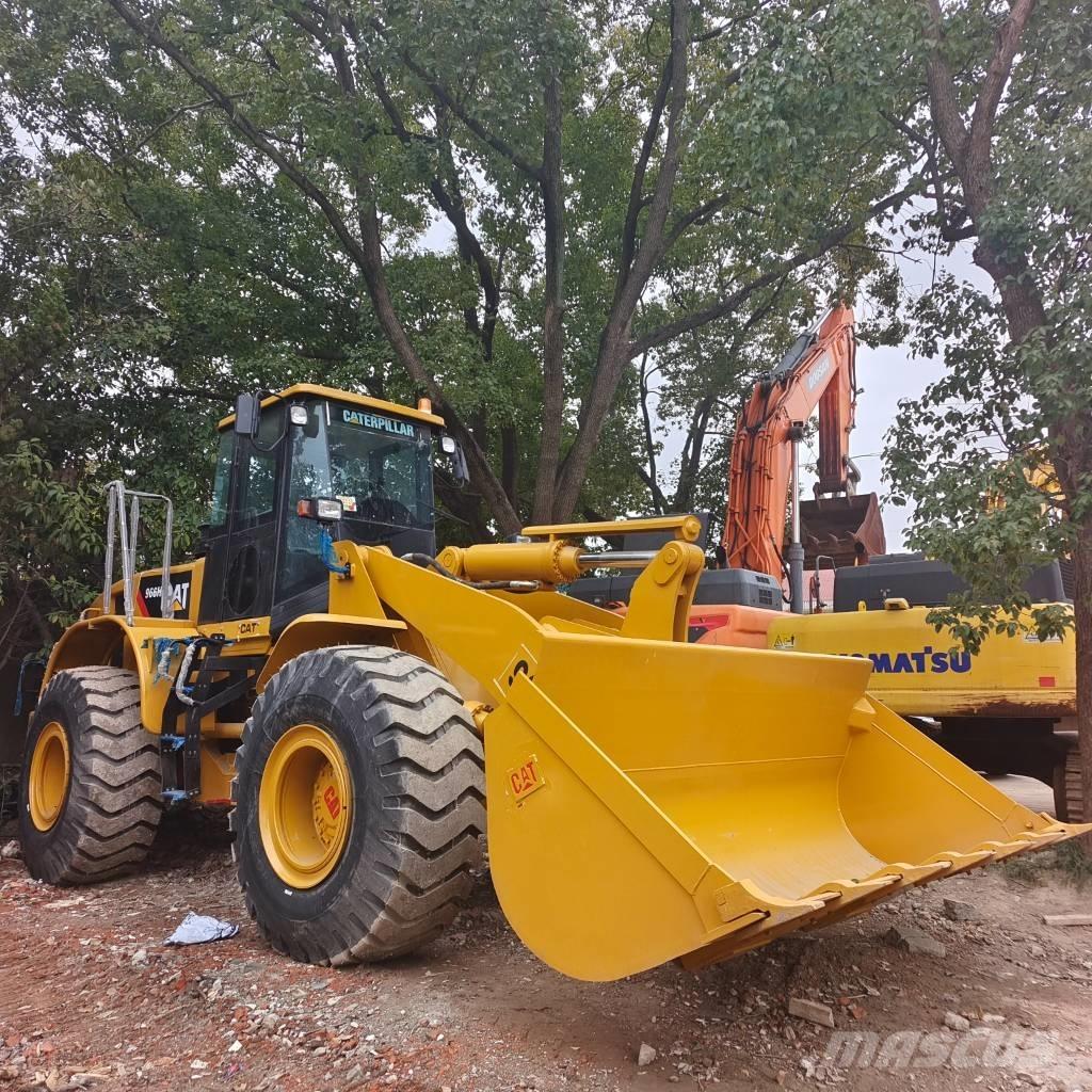CAT 966 H Kolesové nakladače