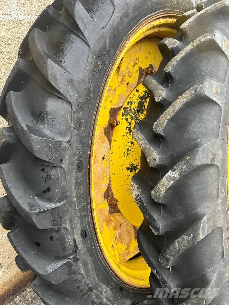 Alliance 230/95R44 Pneumatiky, kolesá a ráfiky