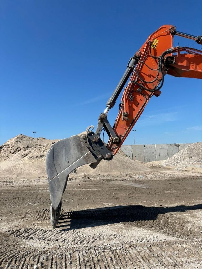 Doosan 340 DX 340 Pásové rýpadlá