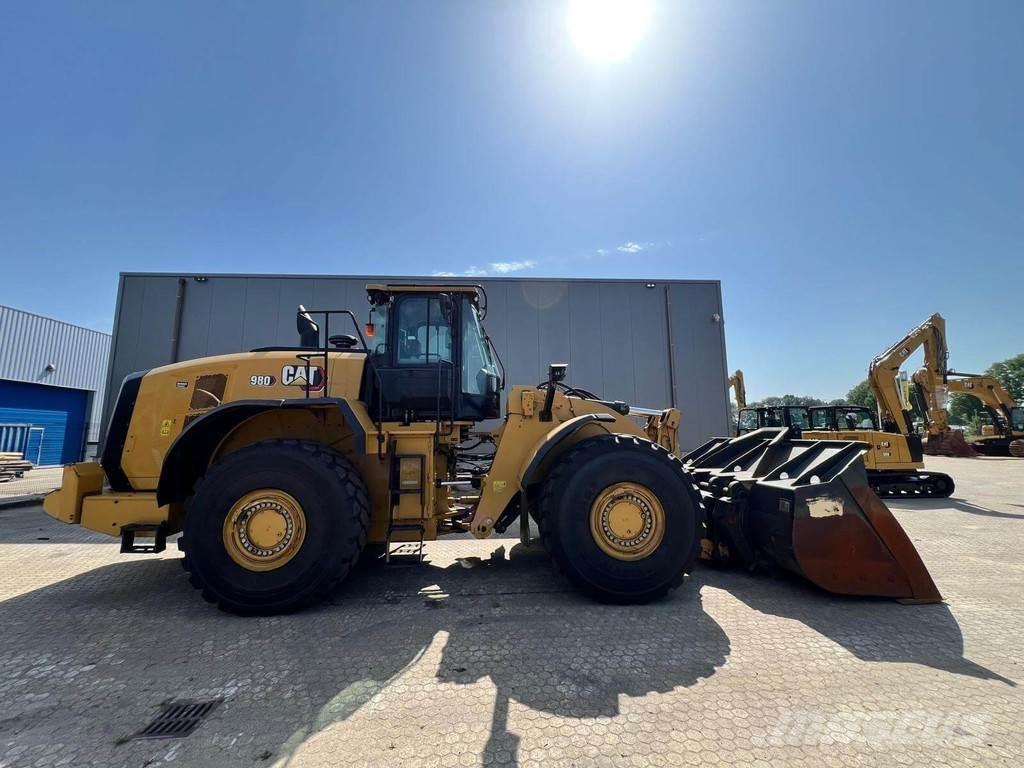 CAT 980-14A Kolesové nakladače