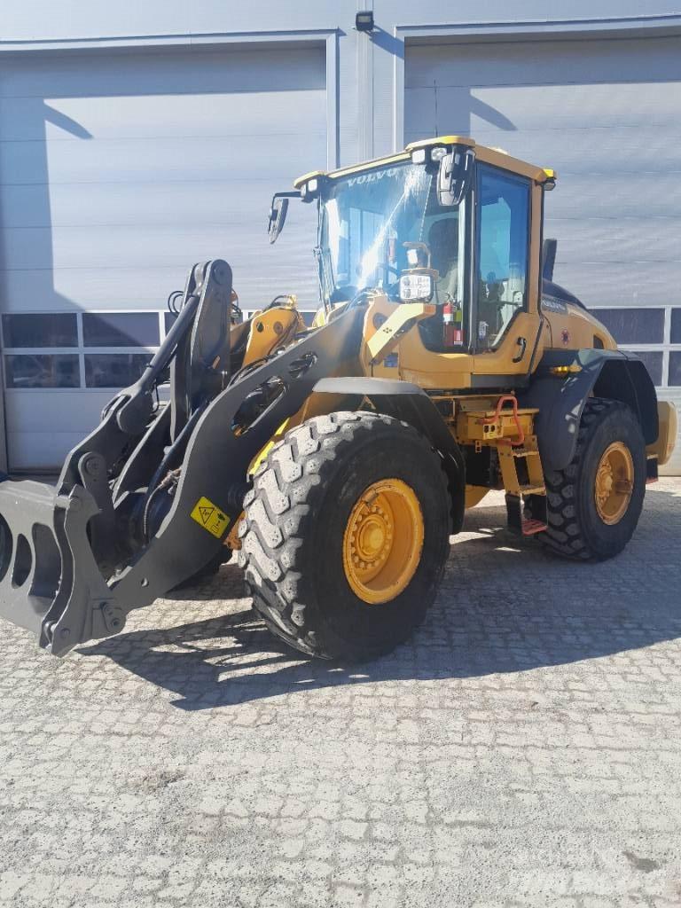 Volvo L90H Kolesové nakladače