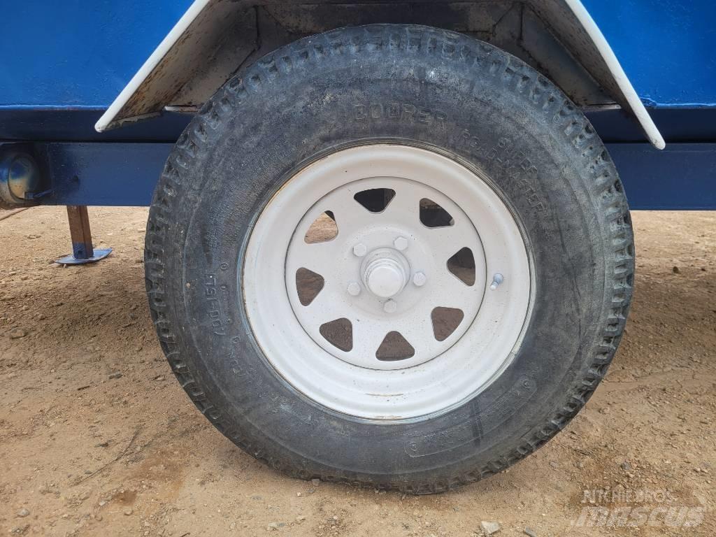  Custom Built 1000 Ďalšie príslušenstvo traktorov