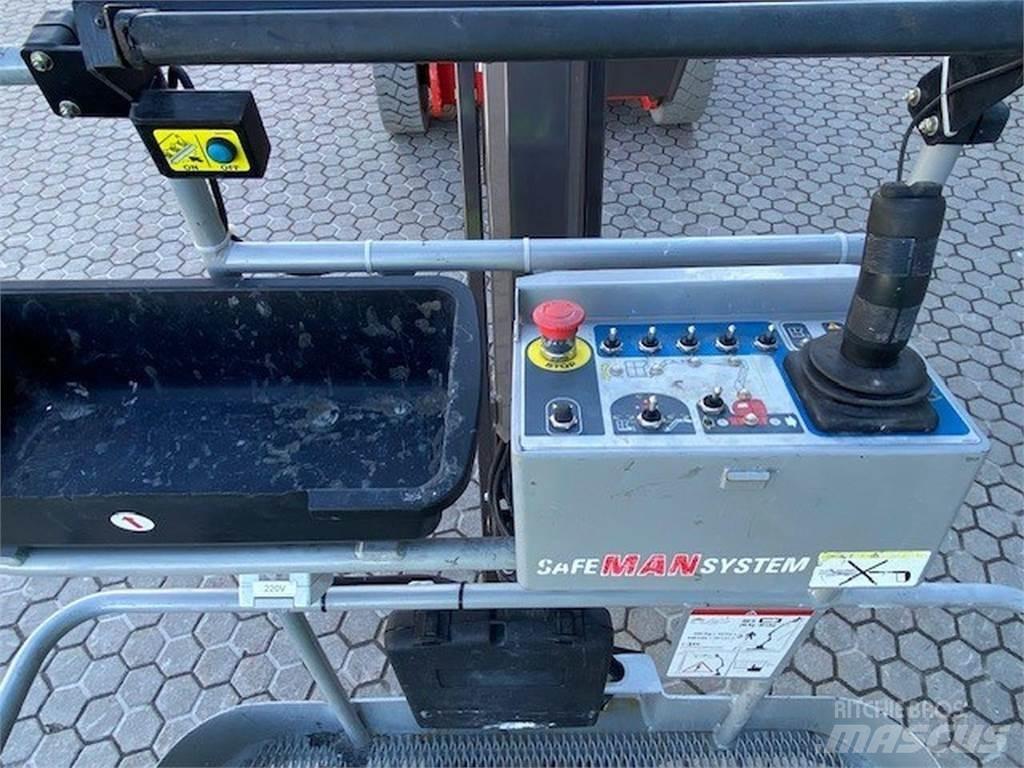 Manitou 150AETJ-C Kĺbové plošiny