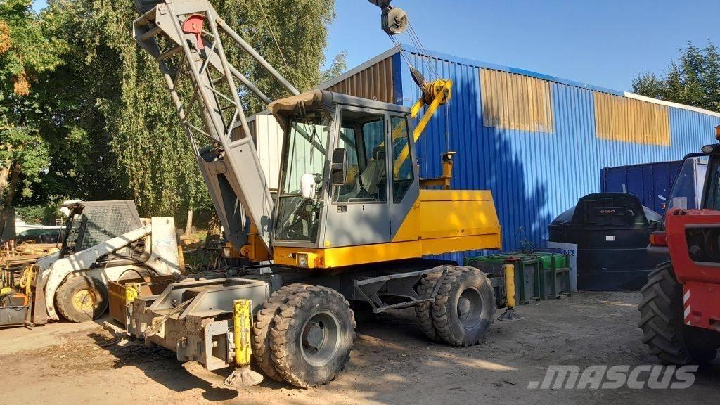 Sennebogen S612M Žeriavy pre ťažký terén