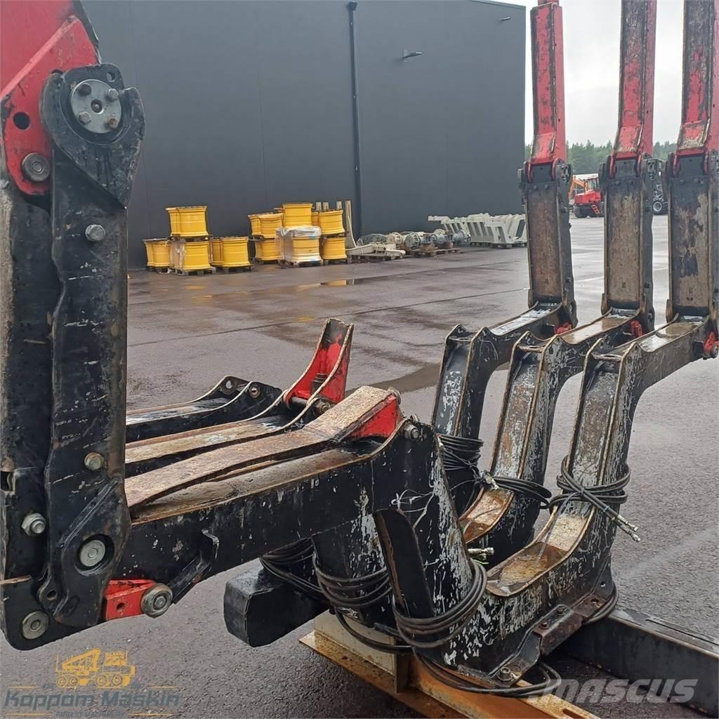 Komatsu 895 Ďalšie komponenty