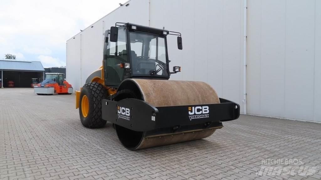 JCB VM166D Ťahačové valce