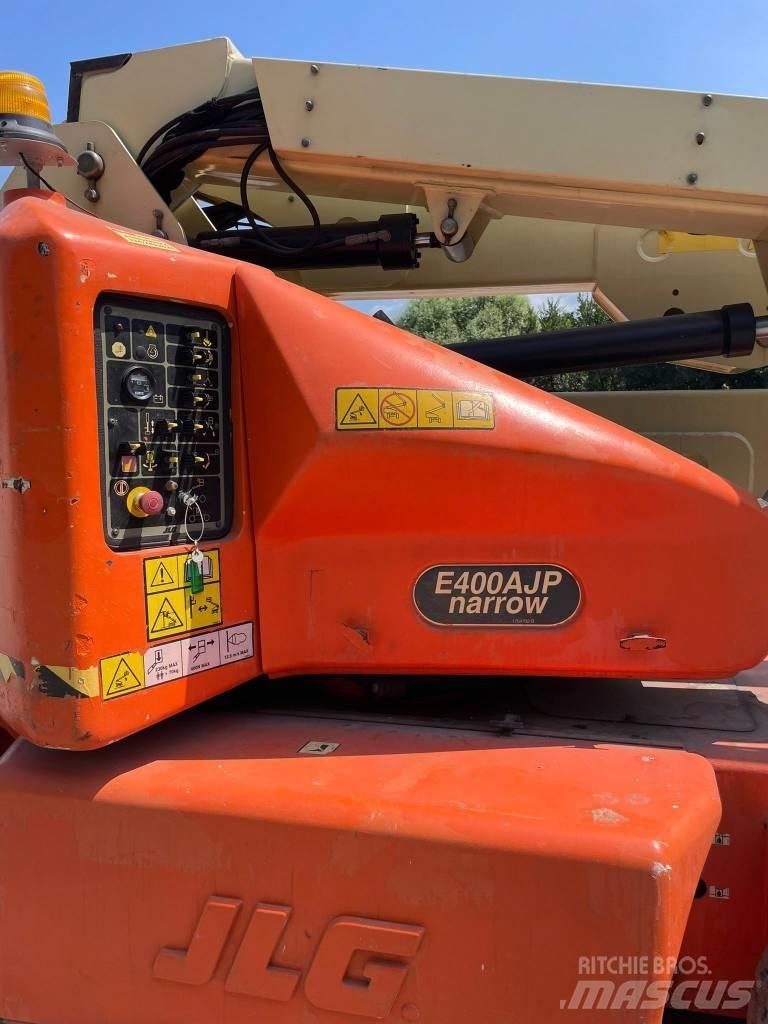 JLG E 400 AJP Kĺbové plošiny