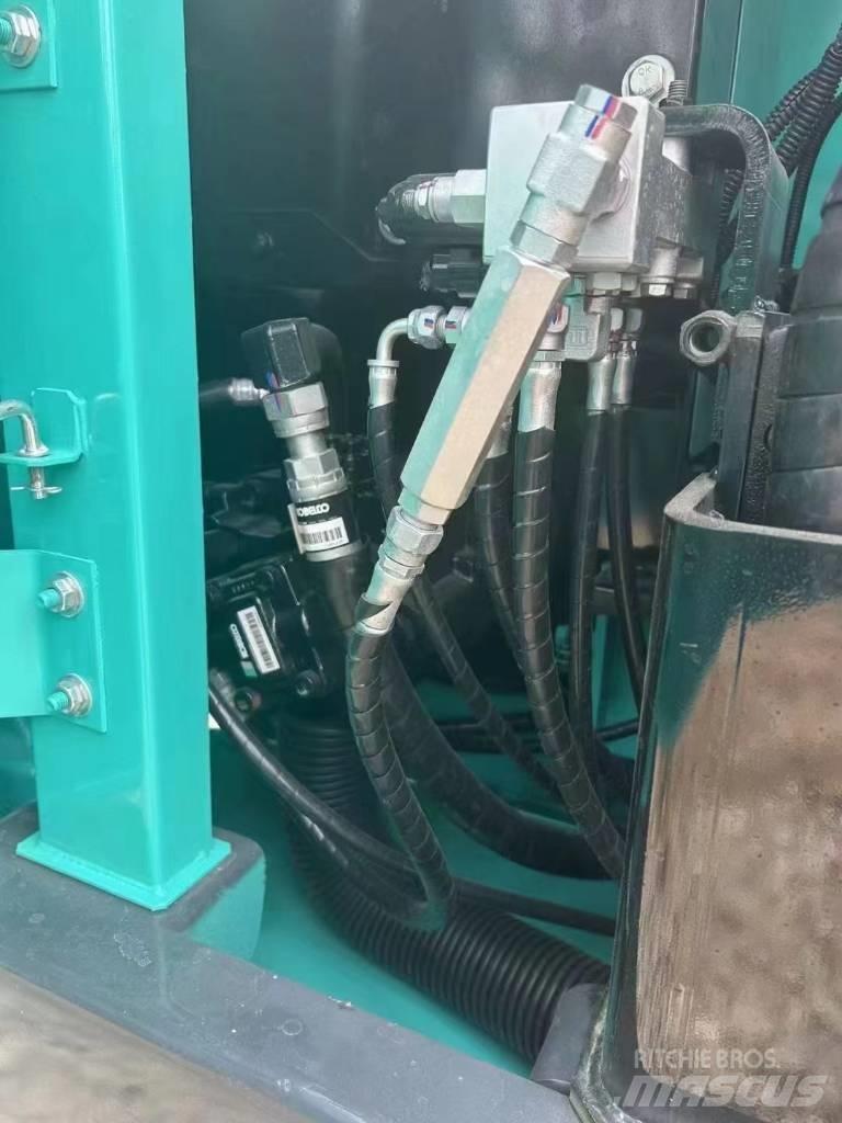 Kobelco SK 75 Midi rýpadlá 7 t - 12 t