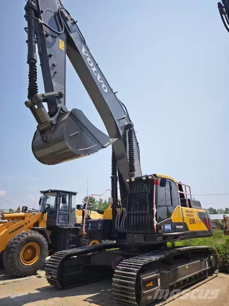 Volvo 480D Pásové rýpadlá