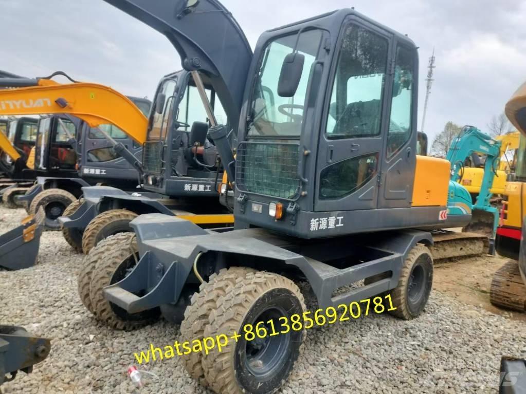 Xinyuan XYB75W-9 Kolesové rýpadlá