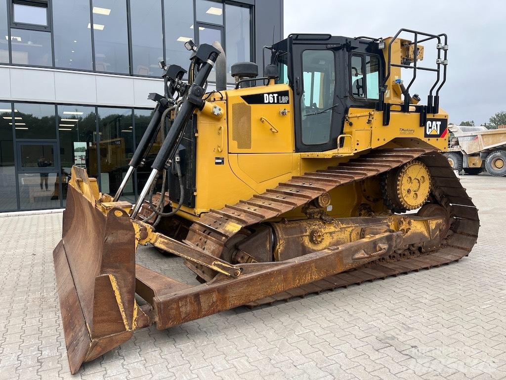 CAT D 6 T LGP Pásové dozéry