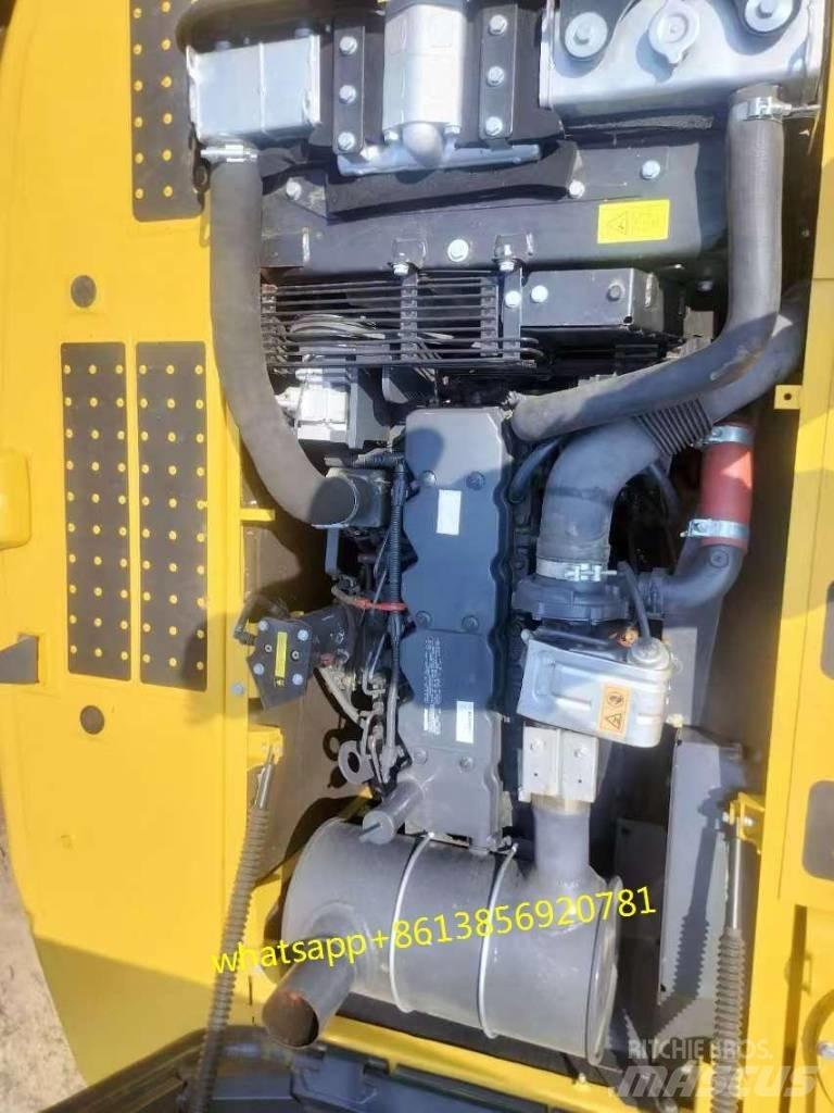 Komatsu PC 220-8 Pásové rýpadlá