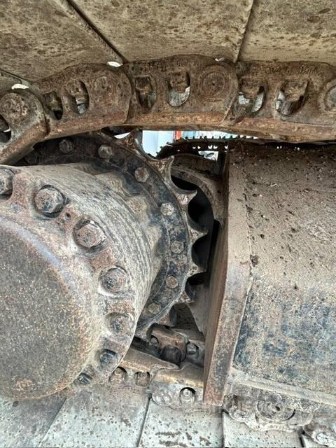 CAT 326 F L Pásové rýpadlá