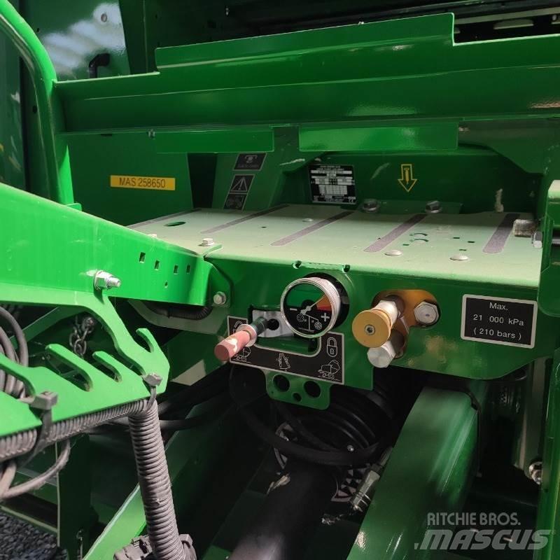 John Deere F441M Lisy na okrúhle balíky
