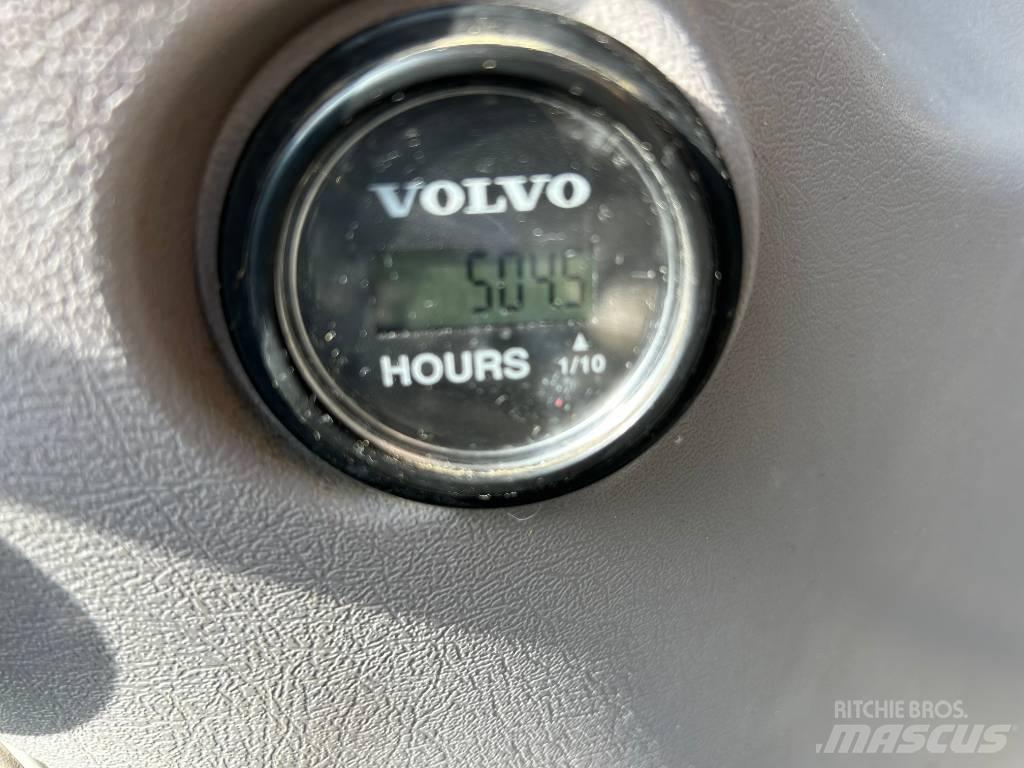 Volvo EC 160 Pásové rýpadlá