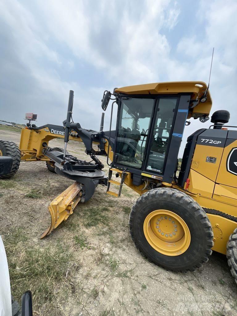 John Deere 772 GP Grejdery