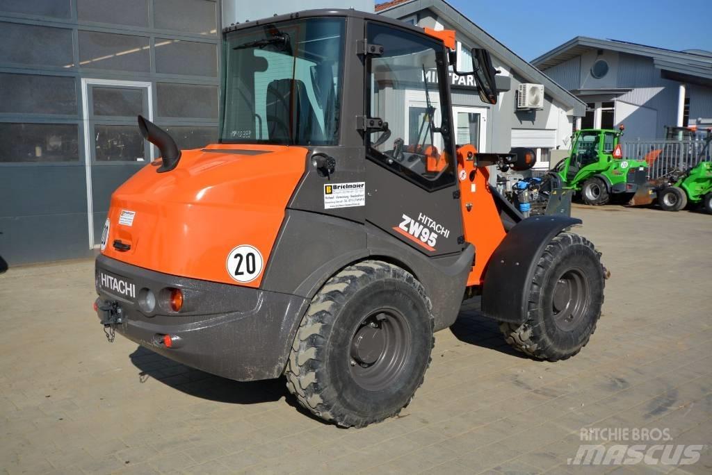 Hitachi ZW 95-6 C Kolesové nakladače