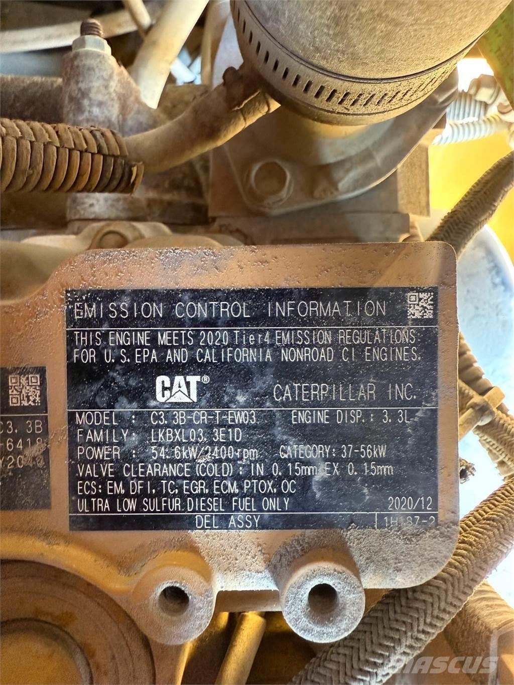 CAT 906M Kolesové nakladače