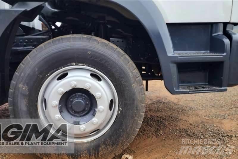 Fuso FJ13-230 Ďalšie nákladné vozidlá