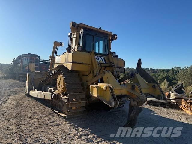 CAT D 6 T XL Pásové dozéry