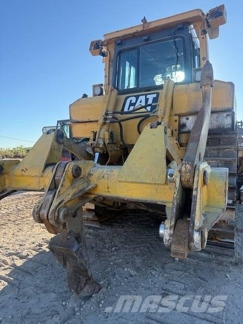 CAT D 6 T XL Pásové dozéry
