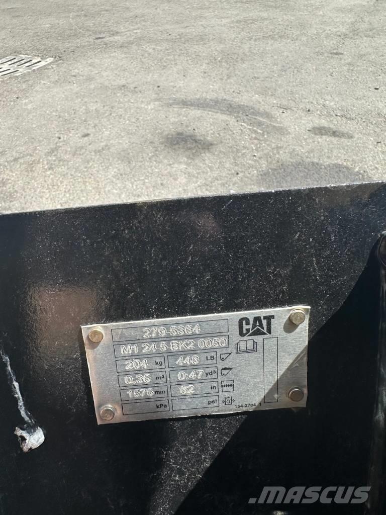 CAT 226D3 Šmykom riadené nakladače