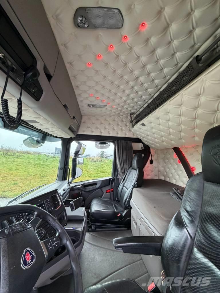 Scania R 500 Hákový nosič kontajnerov