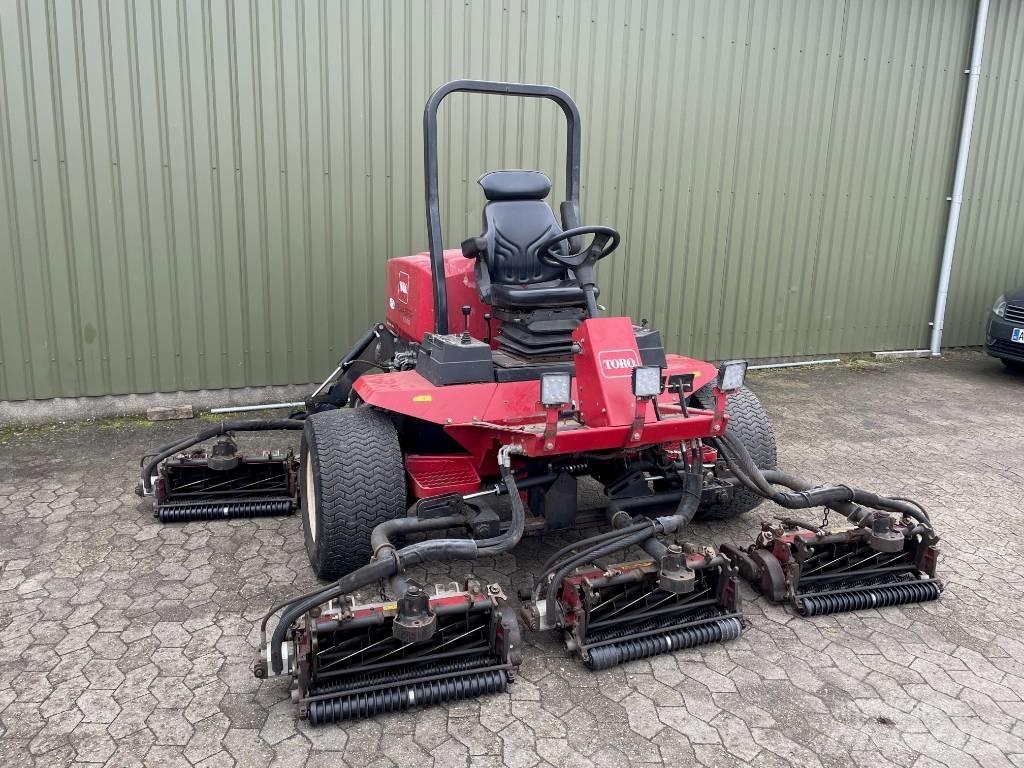 Toro Reelmaster6700D Kosačky fervejí