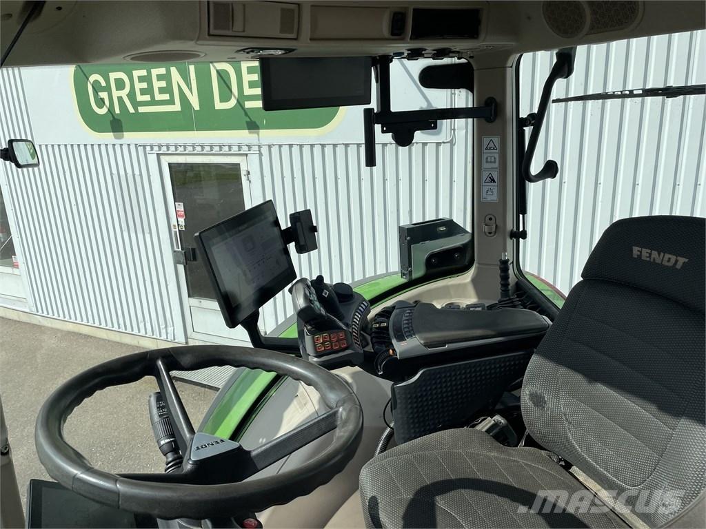 Fendt 724 Profi Plus Traktory