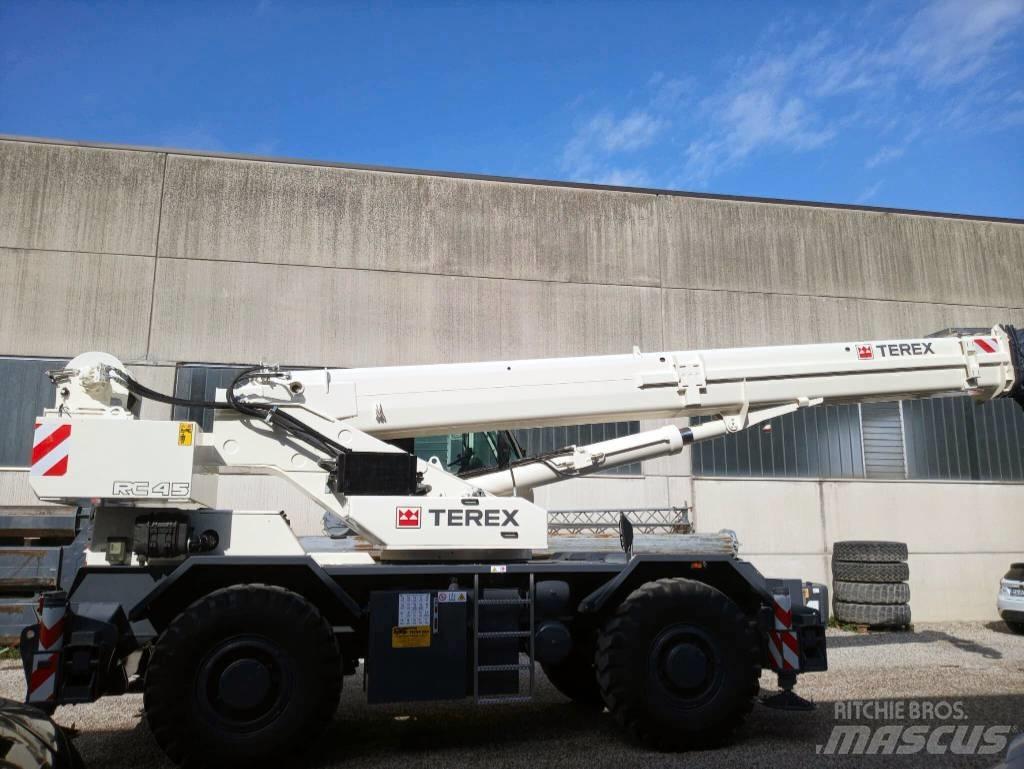 Terex RC45 Žeriavy pre ťažký terén