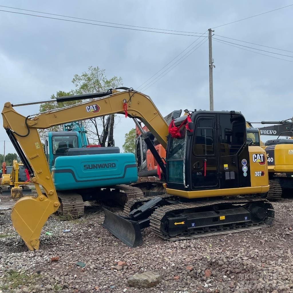 CAT 307E Mini rýpadlá < 7t