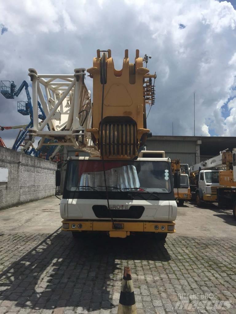 Grove GMK 6220 Univerzálne terénne žeriavy