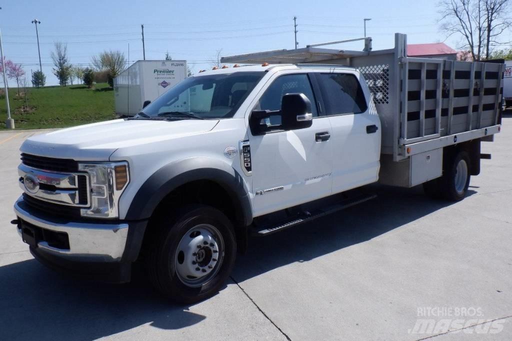 Ford F 550 XLT SD Plošinové nákladné automobily/nákladné automobily so sklápacími bočnicami