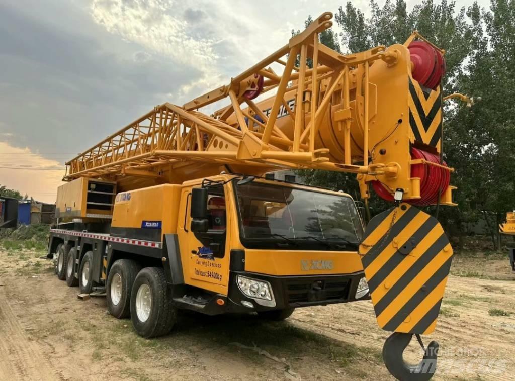 XCMG XCA 130 Univerzálne terénne žeriavy