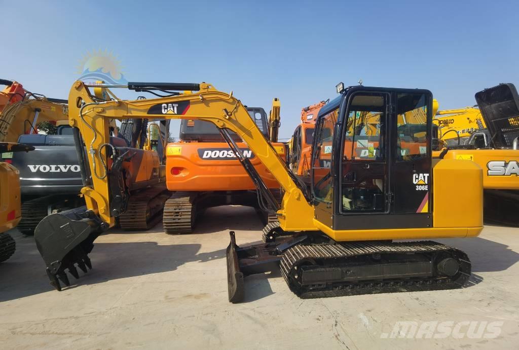 CAT 306 Mini rýpadlá < 7t
