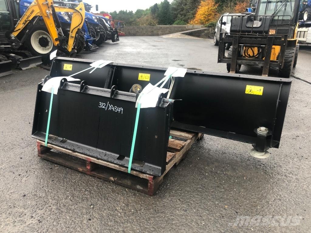 JCB Snow Plough Pluhy