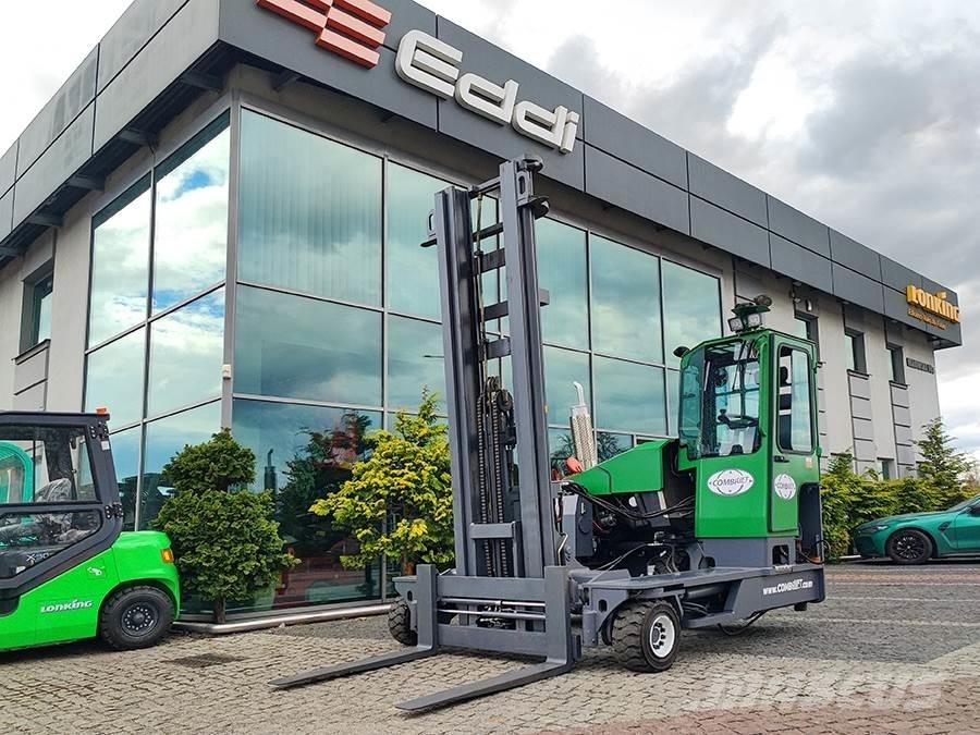 Combilift C5000 4 cestné vysokozdvižné vozíky