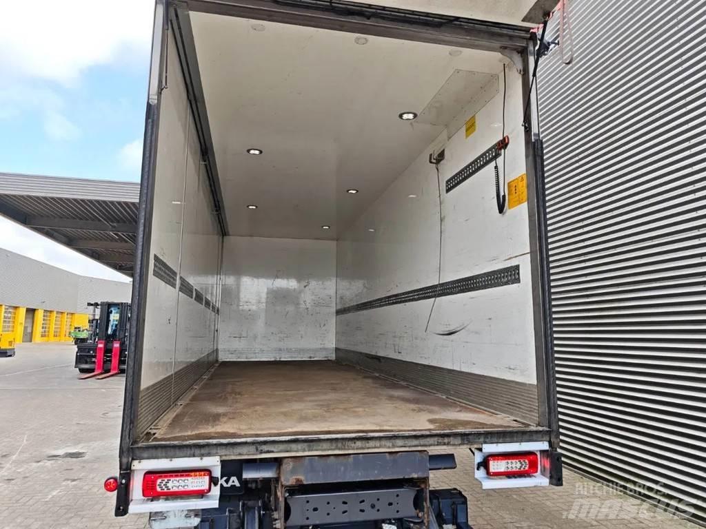 Volvo FM 340 4x2 Skriňová nadstavba