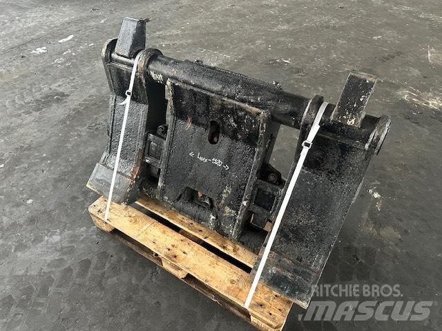 CAT 966 SZYBKOZŁACZE Lopaty