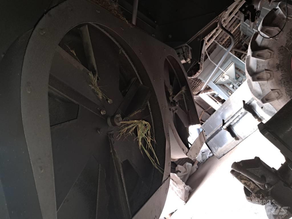 Fendt 6335 C Kombinované zberacie stroje